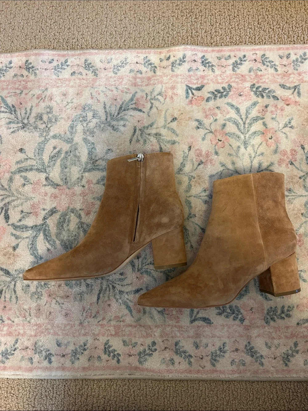 💕Marc Fisher Women's Suede Ankle Booties in Camel with Side Zip💕 - Picture 3 of 9